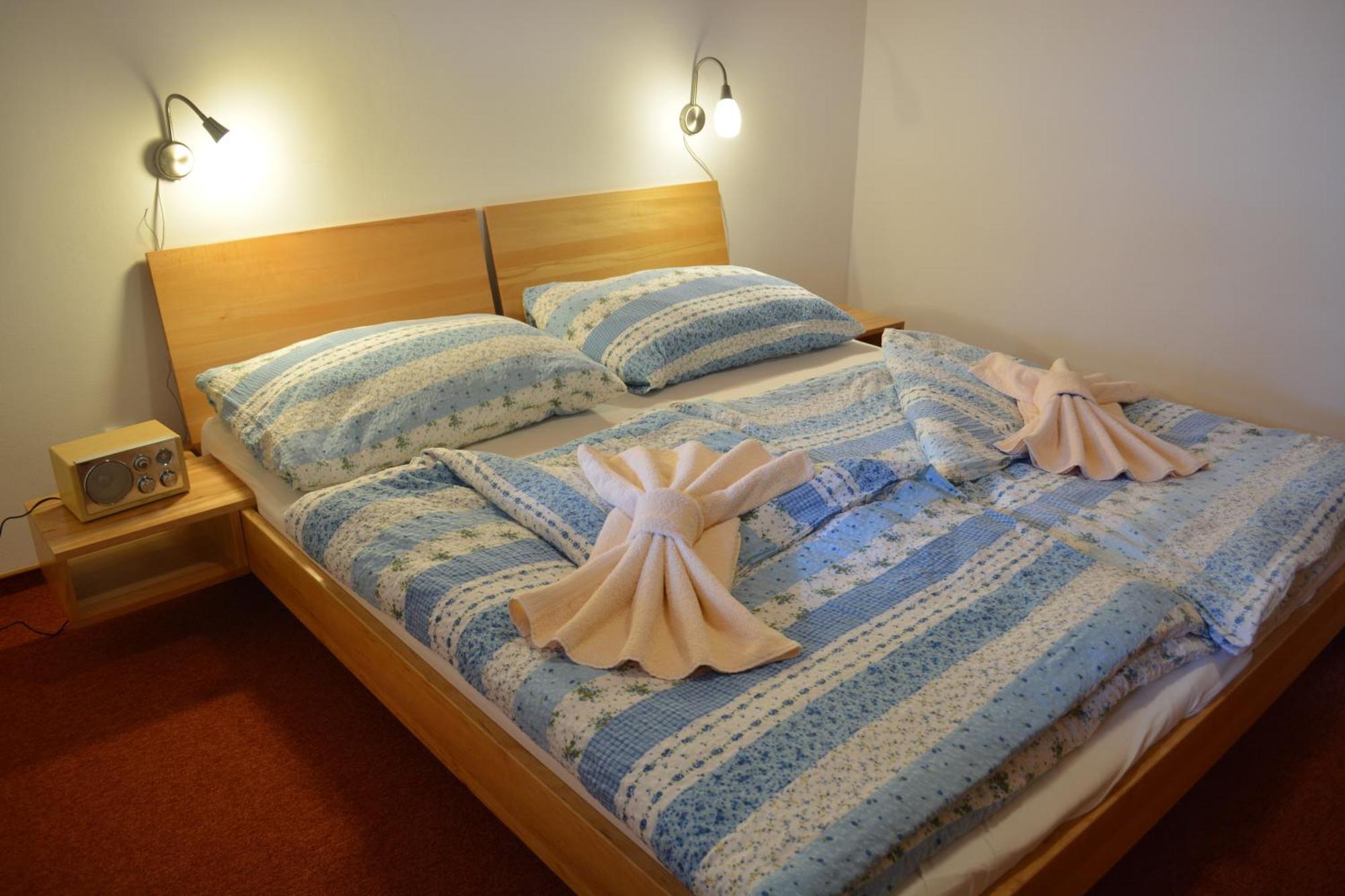 Penzion Farma Dvorec Radnice Room photo