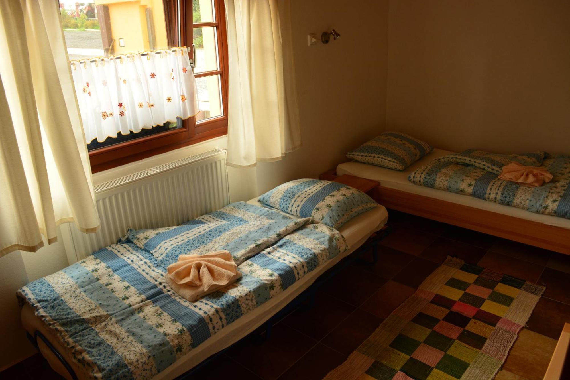 Penzion Farma Dvorec Radnice Room photo