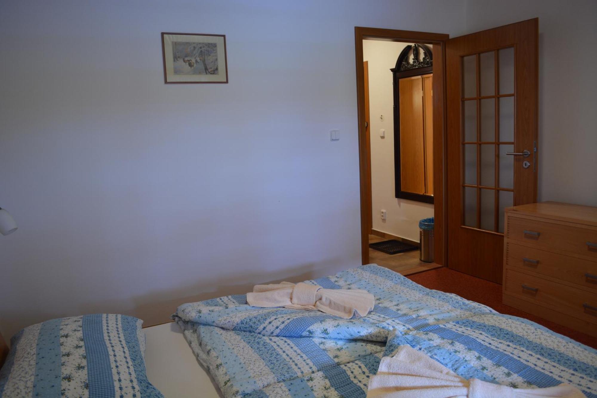 Penzion Farma Dvorec Radnice Room photo