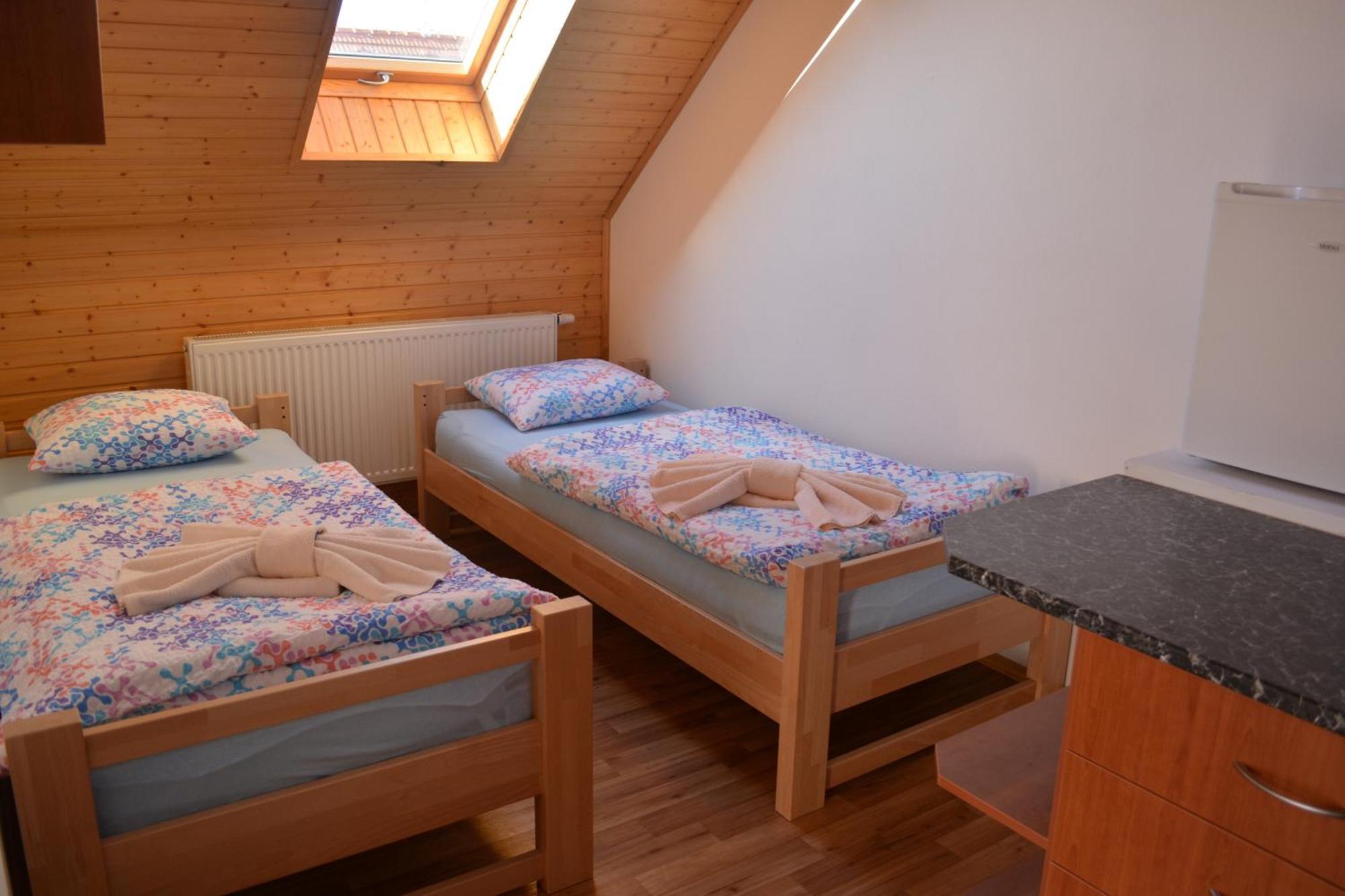 Penzion Farma Dvorec Radnice Room photo