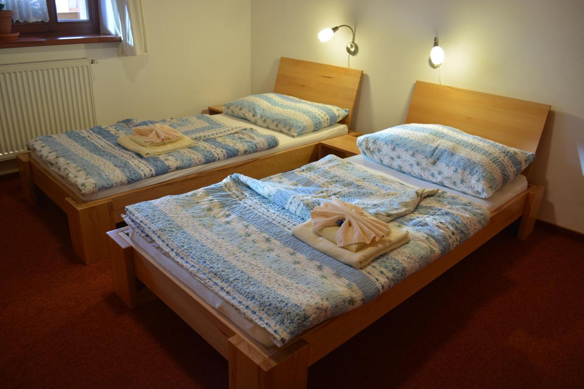 Penzion Farma Dvorec Radnice Room photo
